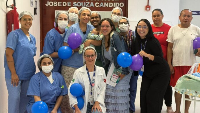 Bebê recebe alta no HMS após ficar mais de um mês na UTI Neonatal