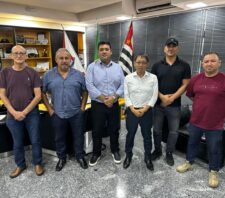 Prefeito confirma reajuste de 5% aos servidores a partir do próximo pagamento