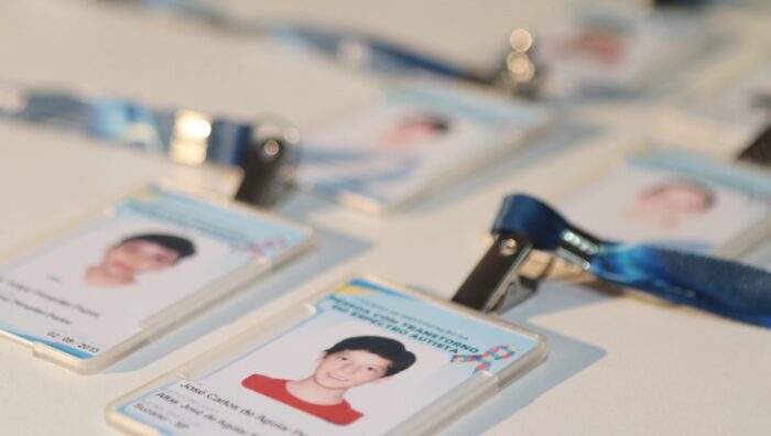 Assistência Social ultrapassa marca de 1,1 mil carteiras emitidas a pessoas com TEA