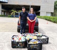 Fundo Social recebe doação de 300 quilos de alimentos da Ordem DeMolay em Suzano