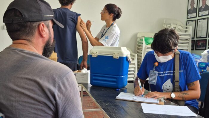 Saúde alcança pessoas em situação de rua com vacina para quatro doenças