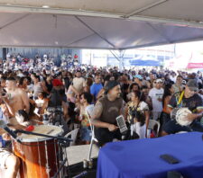 Max Feffer recebe ‘Samba no Parque’ com grupos convidados neste domingo