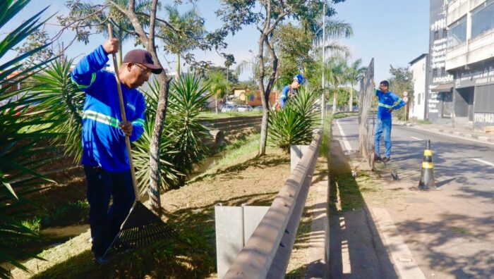 Manutenção intensifica trabalhos de zeladoria durante o feriado de Tiradentes