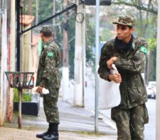 Campanha do Agasalho encerra ação nos bairros com mais de 60 mil peças arrecadadas