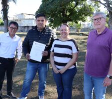 Prefeito anuncia abertura de licitação para construção de escola na Vila Urupês