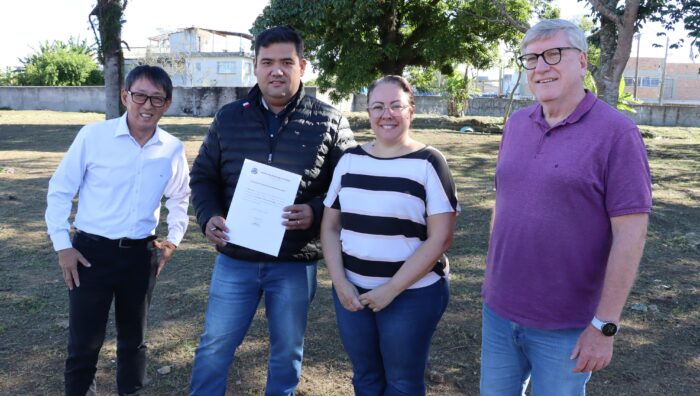 Prefeito anuncia abertura de licitação para construção de escola na Vila Urupês
