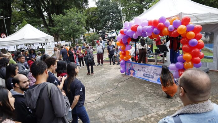 Praça João Pessoa recebe sarau e exposição em celebração ao mês da luta antimanicomial
