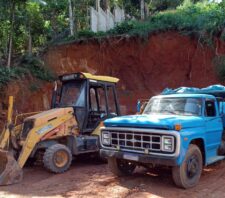 GPA interrompe movimentação de terra irregular e conduz três para delegacia