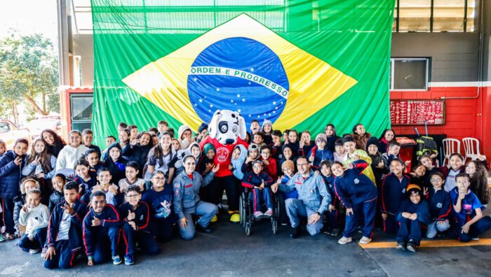 Cerimônia marca formatura de 187 alunos no programa ‘Bombeiro na Escola’