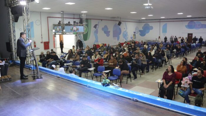 Profissionais da rede municipal da Saúde de Suzano são homenageados com ‘Prêmio Anna Nery 2026’
