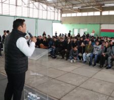 Prefeito acompanha entrega de novo bloco de salas no Instituto Federal de Suzano
