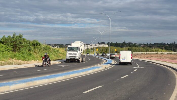 Avenida Roberto Simonsen recebe 100 mil veículos nos primeiros 70 dias do novo trecho