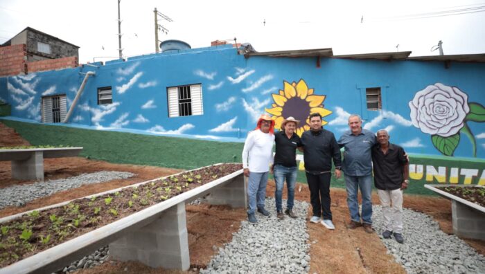 Prefeito anuncia pavimentação de avenida no Jardim Gardênia Azul