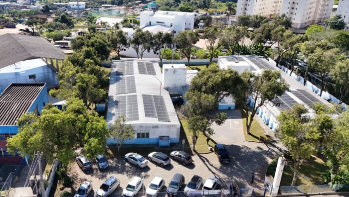 Prefeito e EDP entregam reconhecimento de eficiência energética a unidades de saúde