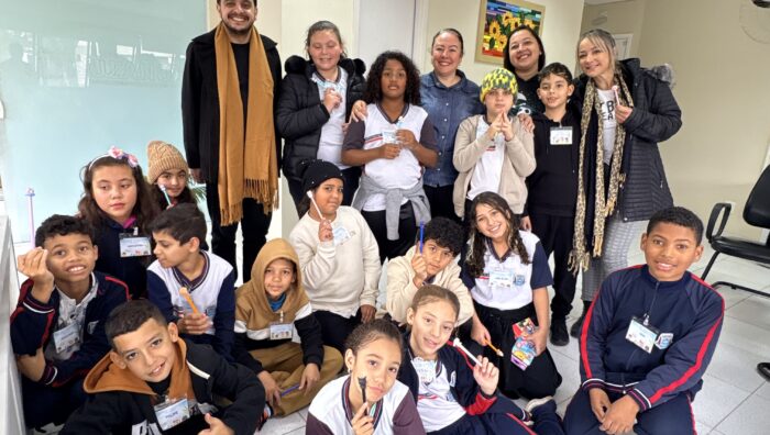 Secretaria de Educação recebe visita de alunos da Fazenda Aya