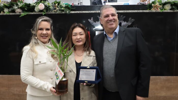 Prefeito e servidores nikkeis são homenageados em sessão solene pelos 118 anos da Imigração Japonesa