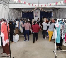 Fundo Social arrecada 180 mil peças de roupas e atende 4 mil famílias de janeiro a junho