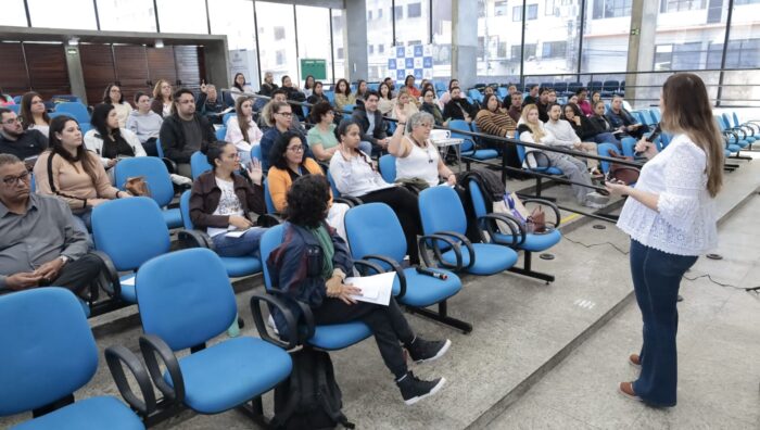 Profissionais da Saúde recebem capacitação para qualificar atendimento a pessoas com TEA