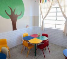 Educação implementa pacote de melhorias nas escolas com reforma completa em unidade da Vila Amorim