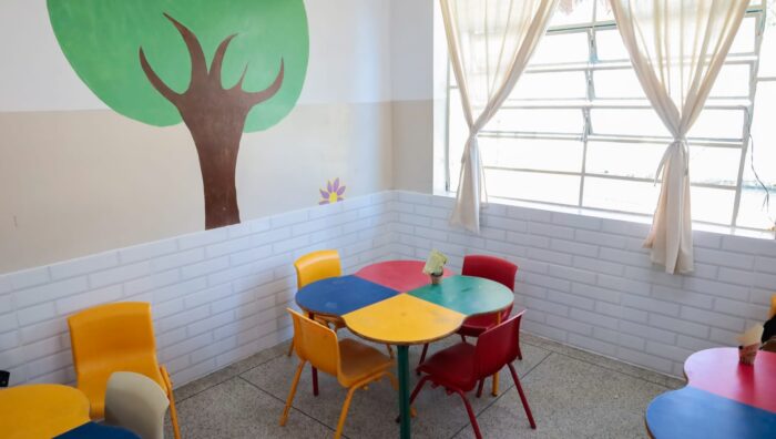 Educação implementa pacote de melhorias nas escolas com reforma completa em unidade da Vila Amorim