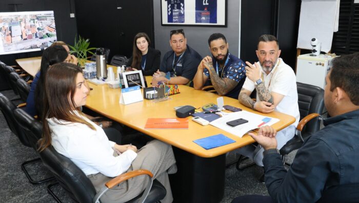 Prefeito recebe convite para participar de ‘Arraiá Julino Solidário’